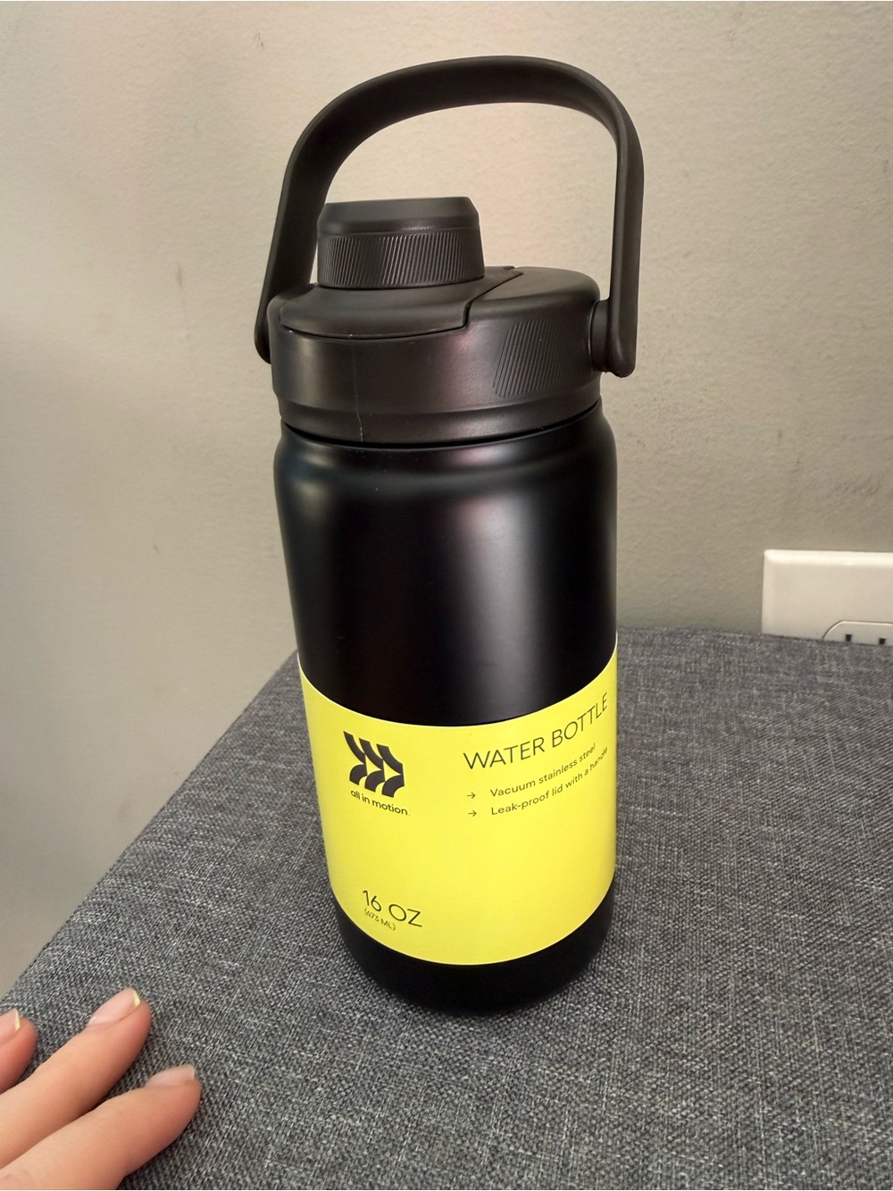 All in Motion insulated 16oz water bottle with twist cap. NWT.